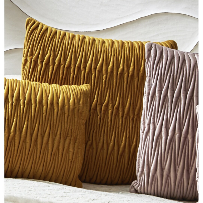 Cojín ENTRELAZADO mostaza cuadrado